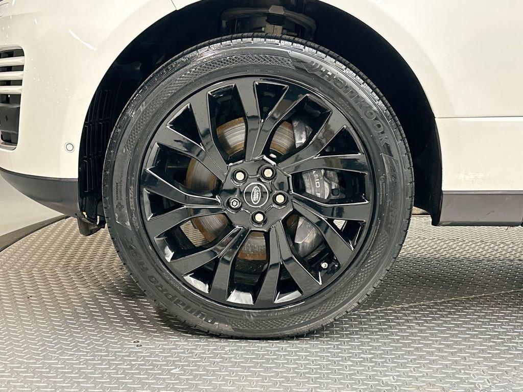Used 2019 Land Rover Range Rover Long Wheelbase Supercharged image 5