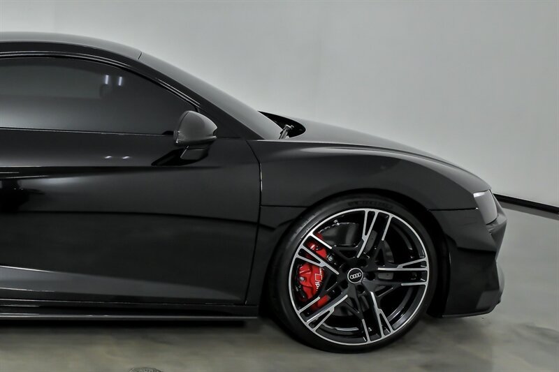 Used 2022 Audi R8 V10 performance AWD/4WD image 12