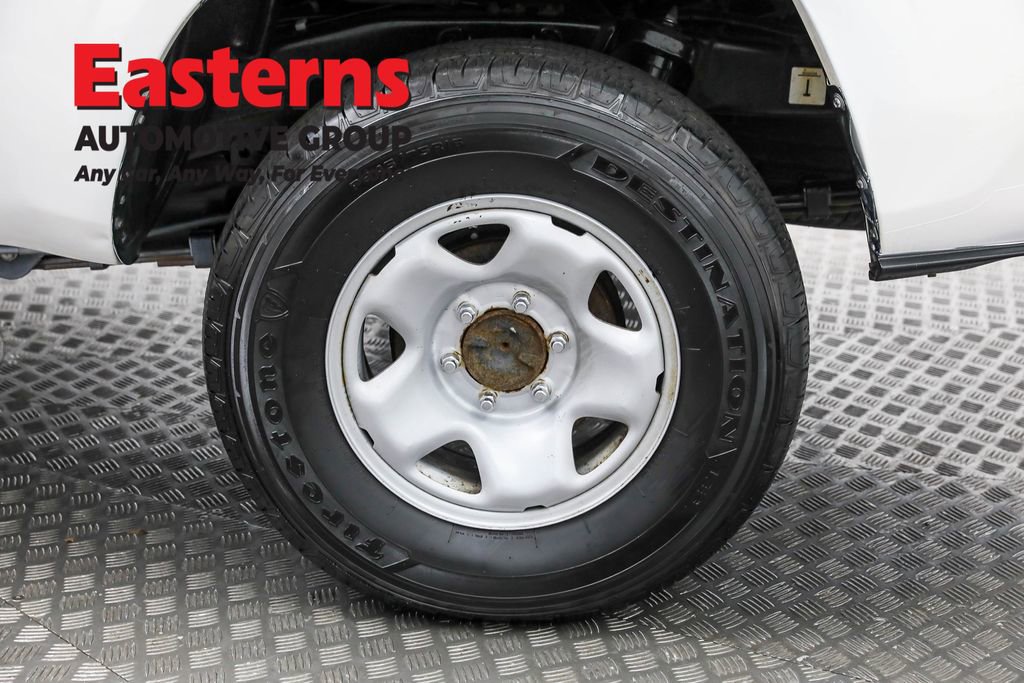 Used 2020 Toyota Tacoma SR image 31