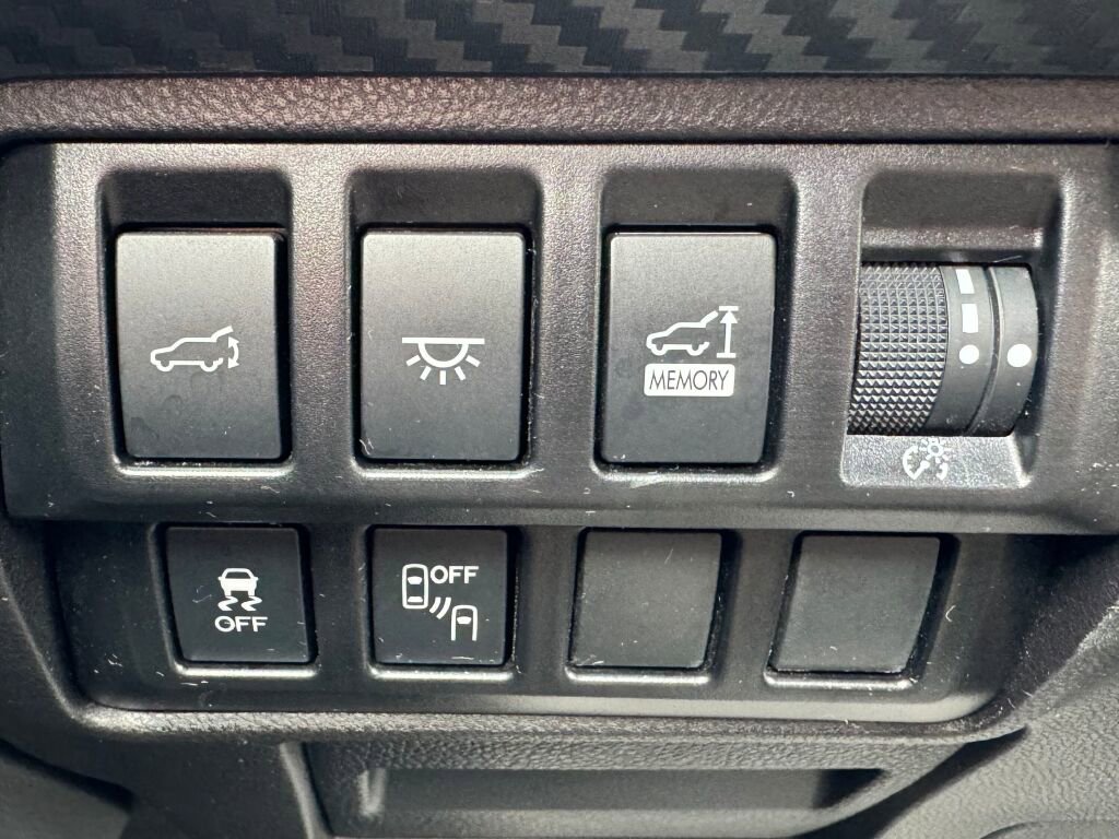 Used 2022 Subaru Ascent Onyx Edition image 32