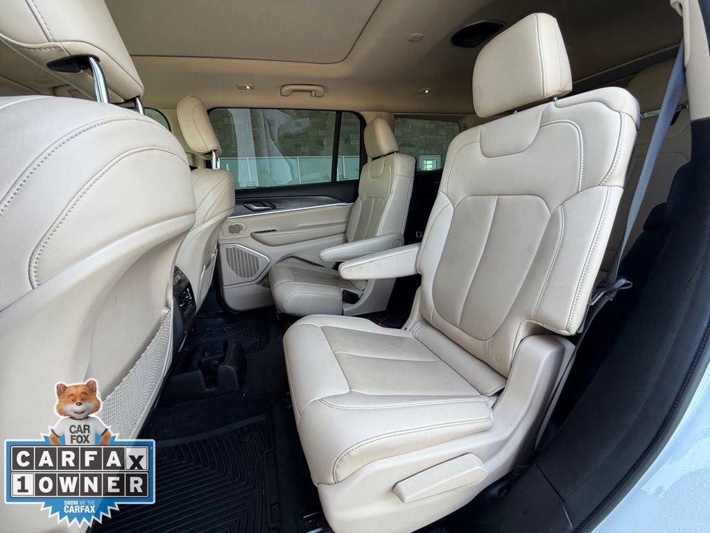 Used 2021 Jeep Grand Cherokee L Limited AWD/4WD image 23