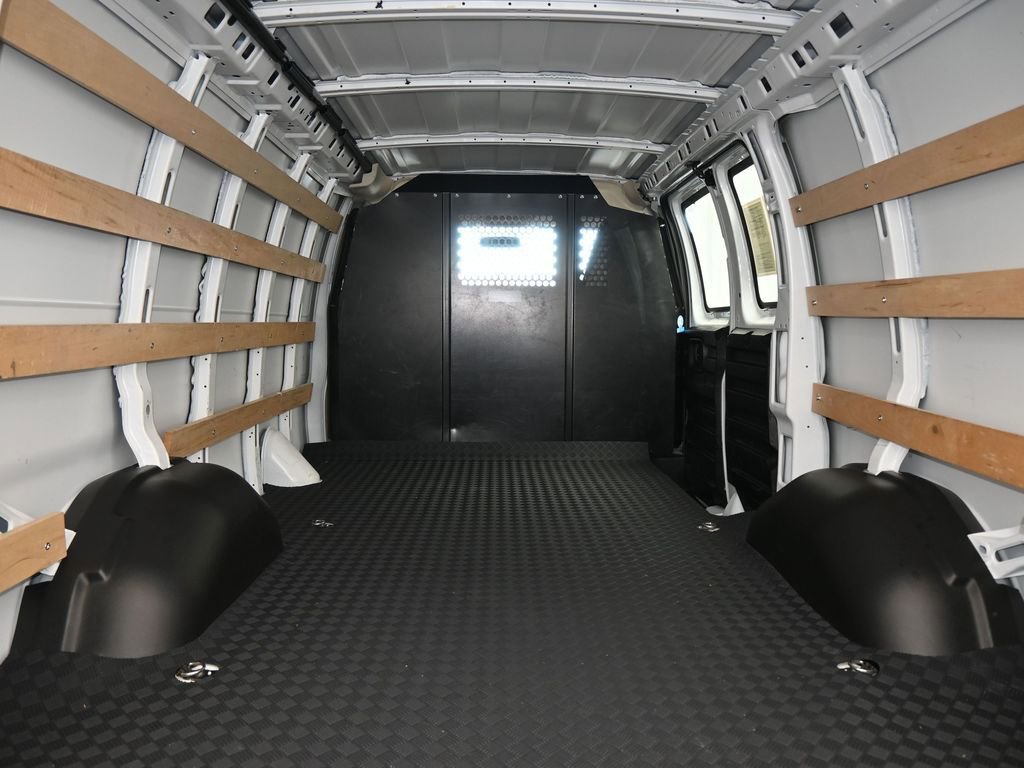 Used 2024 Chevrolet Express 2500 w/ Driver Convenience Package image 31