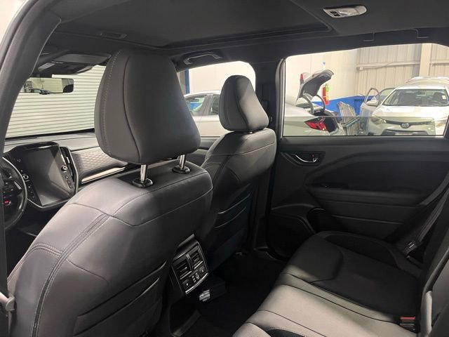 Used 2025 Subaru Forester Touring w/ Popular Package - Touring image 17