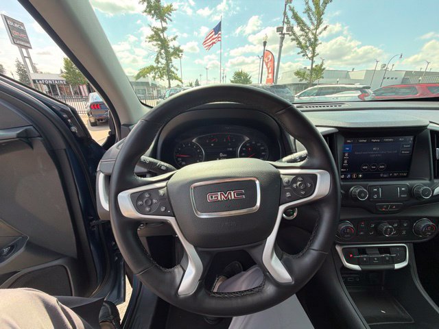 Used 2024 GMC Terrain SLT AWD/4WD image 20