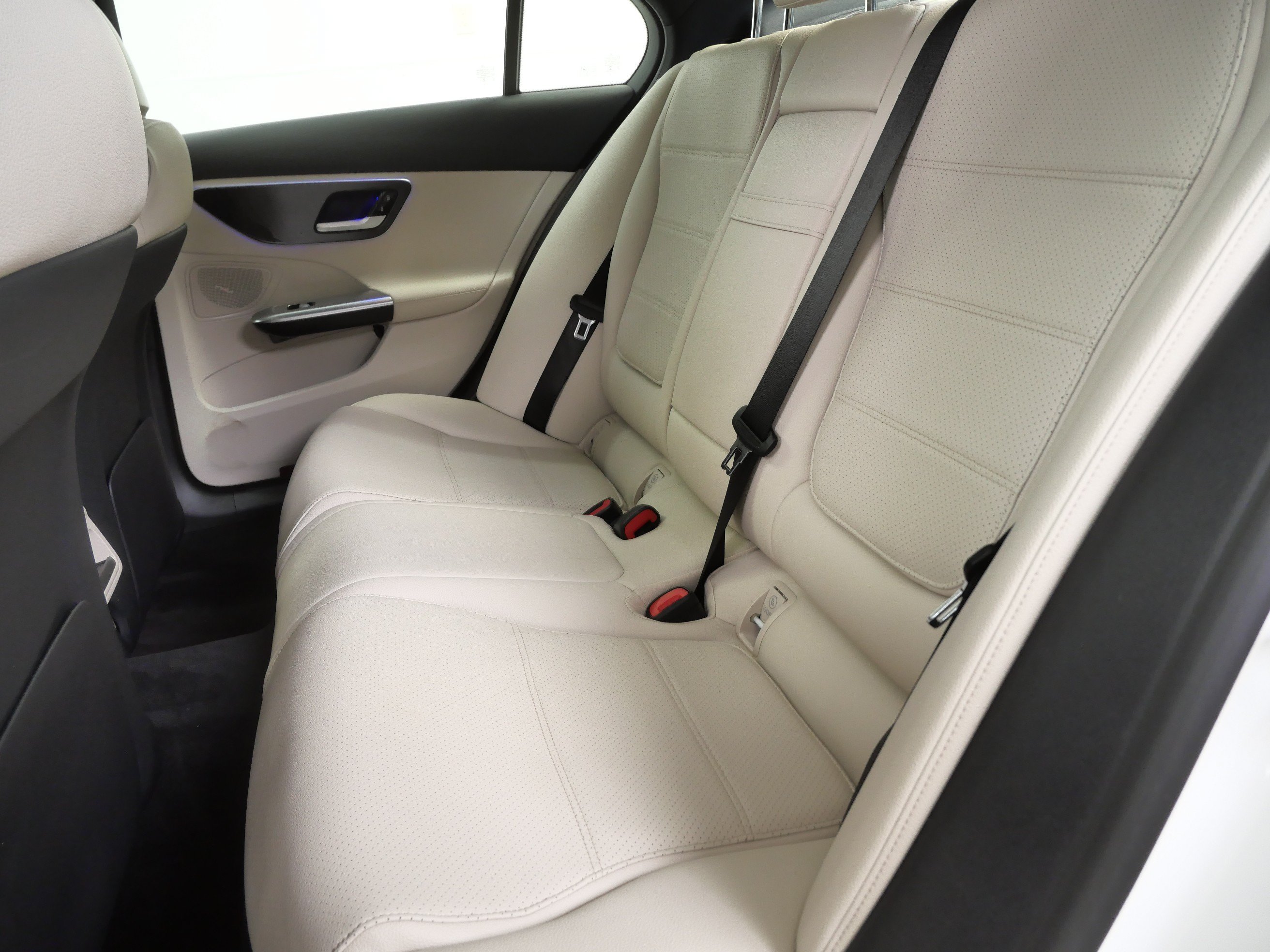 Certified 2023 Mercedes-Benz C 300 4MATIC Sedan image 17