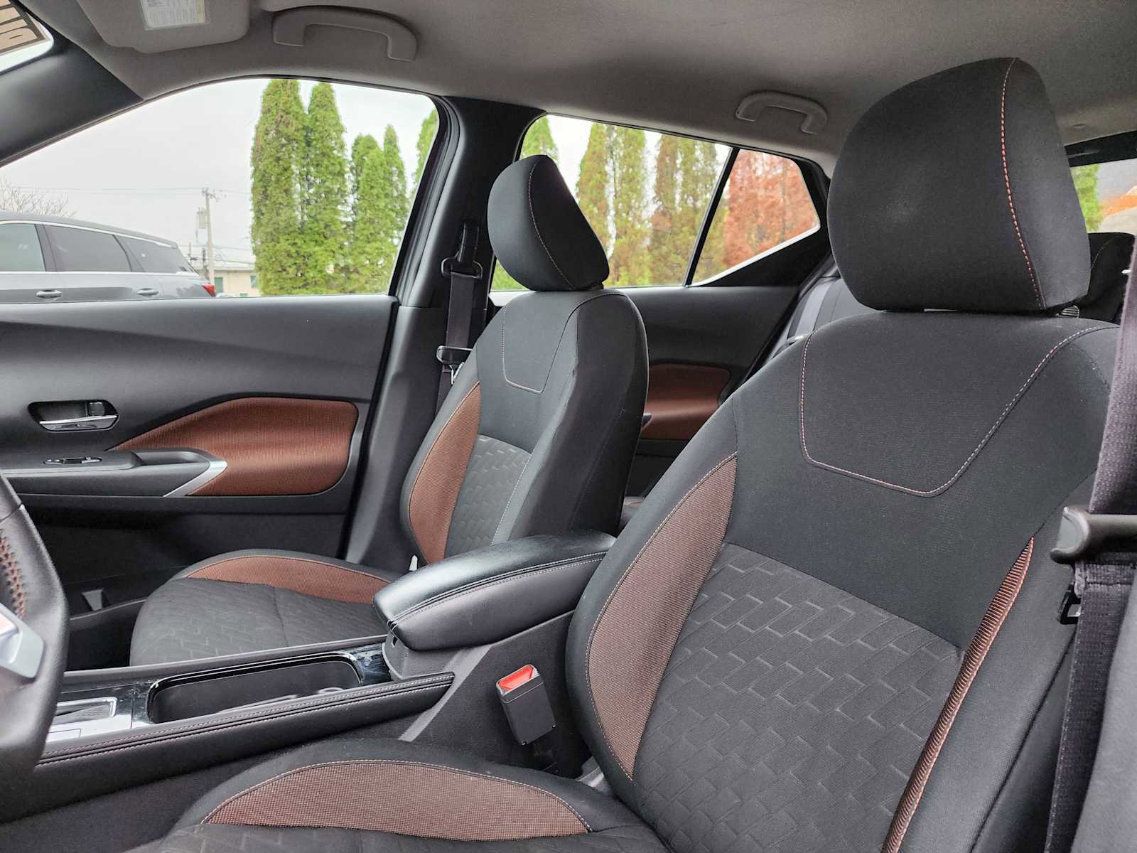 Used 2024 Nissan Kicks SR w/ Interior Electronics Package image 11