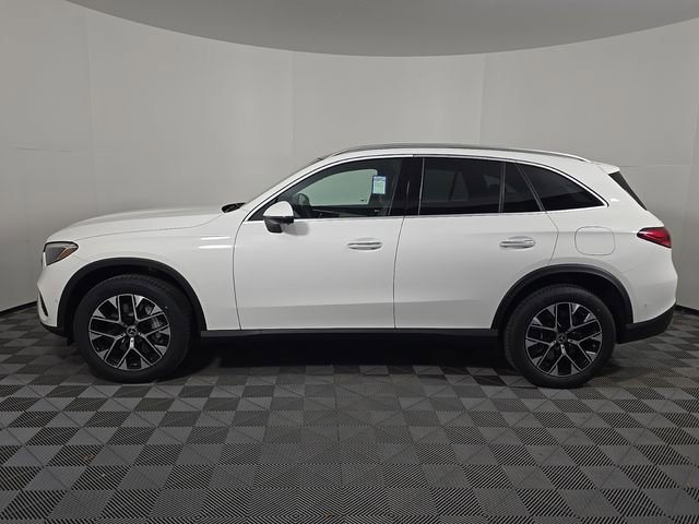 New 2026 Mercedes-Benz GLC 350e 4MATIC image 2