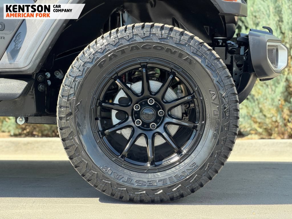Used 2026 Jeep Wrangler Unlimited Sahara AWD/4WD image 13