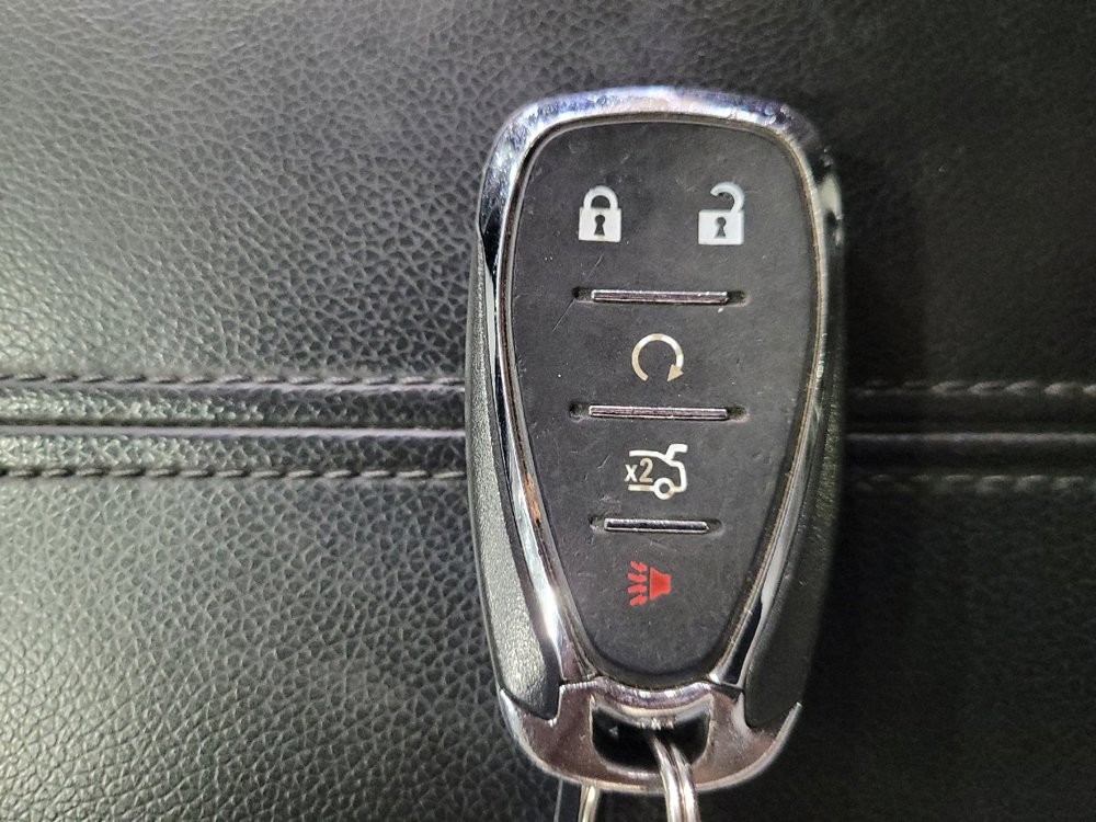 Used 2020 Chevrolet Malibu LT image 32