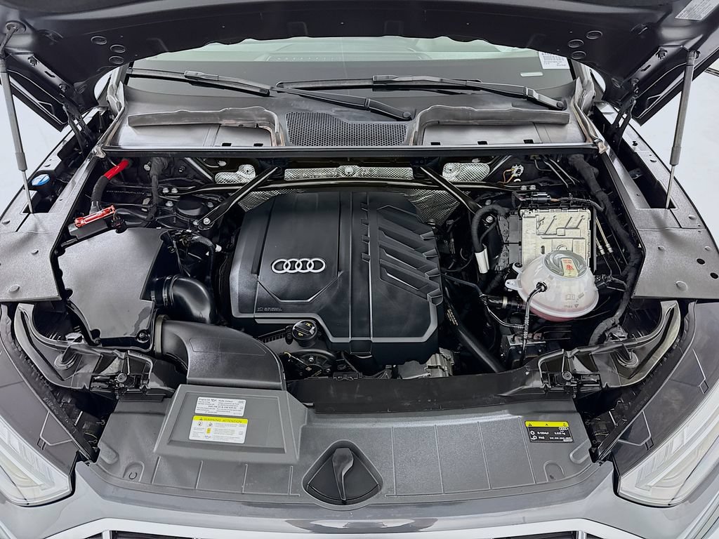 Certified 2021 Audi Q5 Premium AWD/4WD image 29