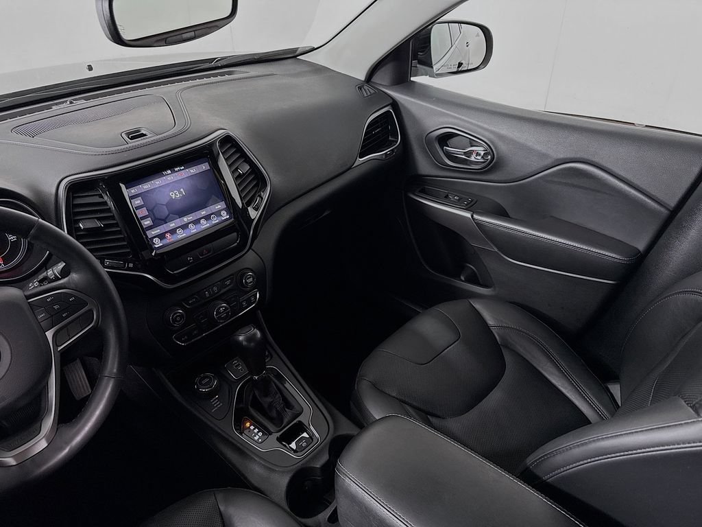 Used 2019 Jeep Cherokee Limited AWD/4WD image 17