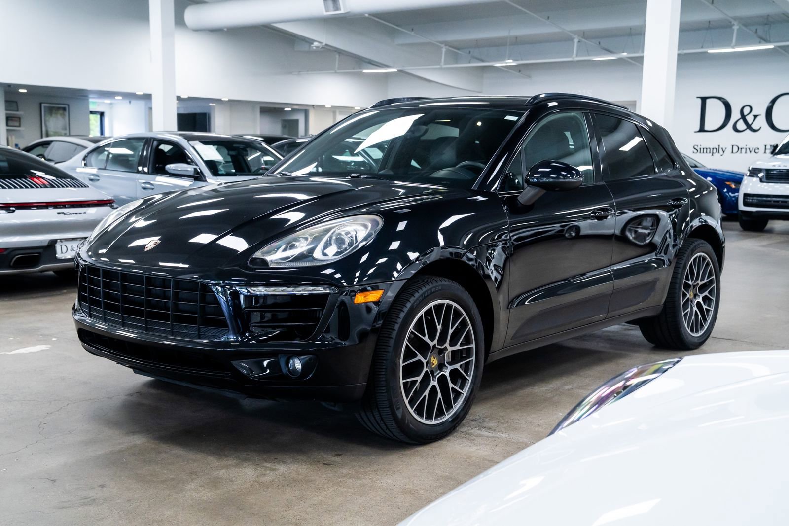 Used 2018 Porsche Macan S AWD/4WD image 3
