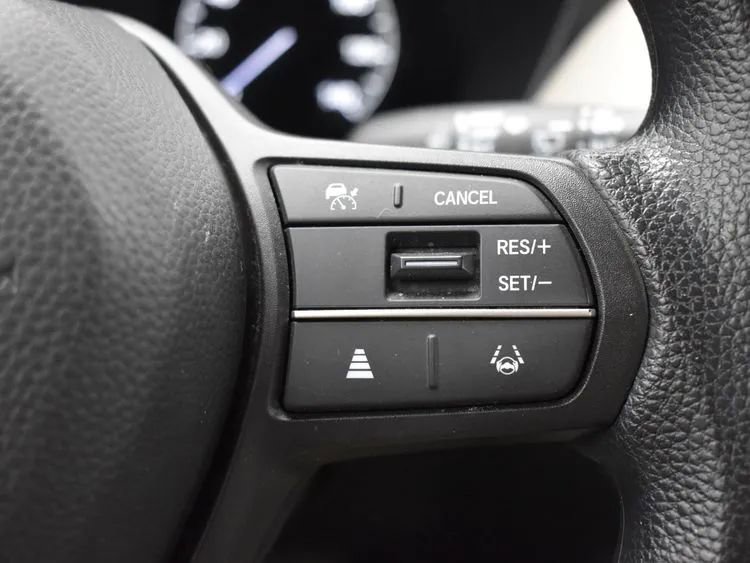 Used 2024 Honda HR-V LX image 23