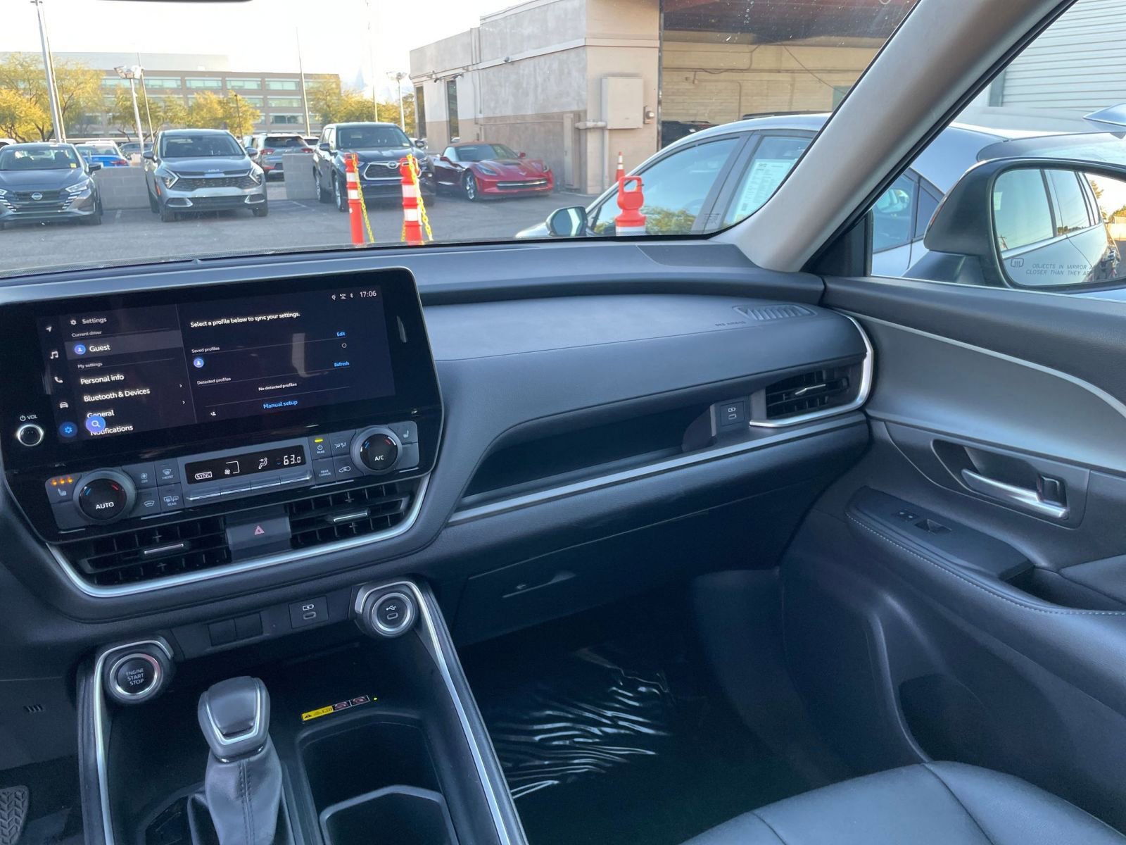 Used 2025 Toyota Grand Highlander FWD image 37