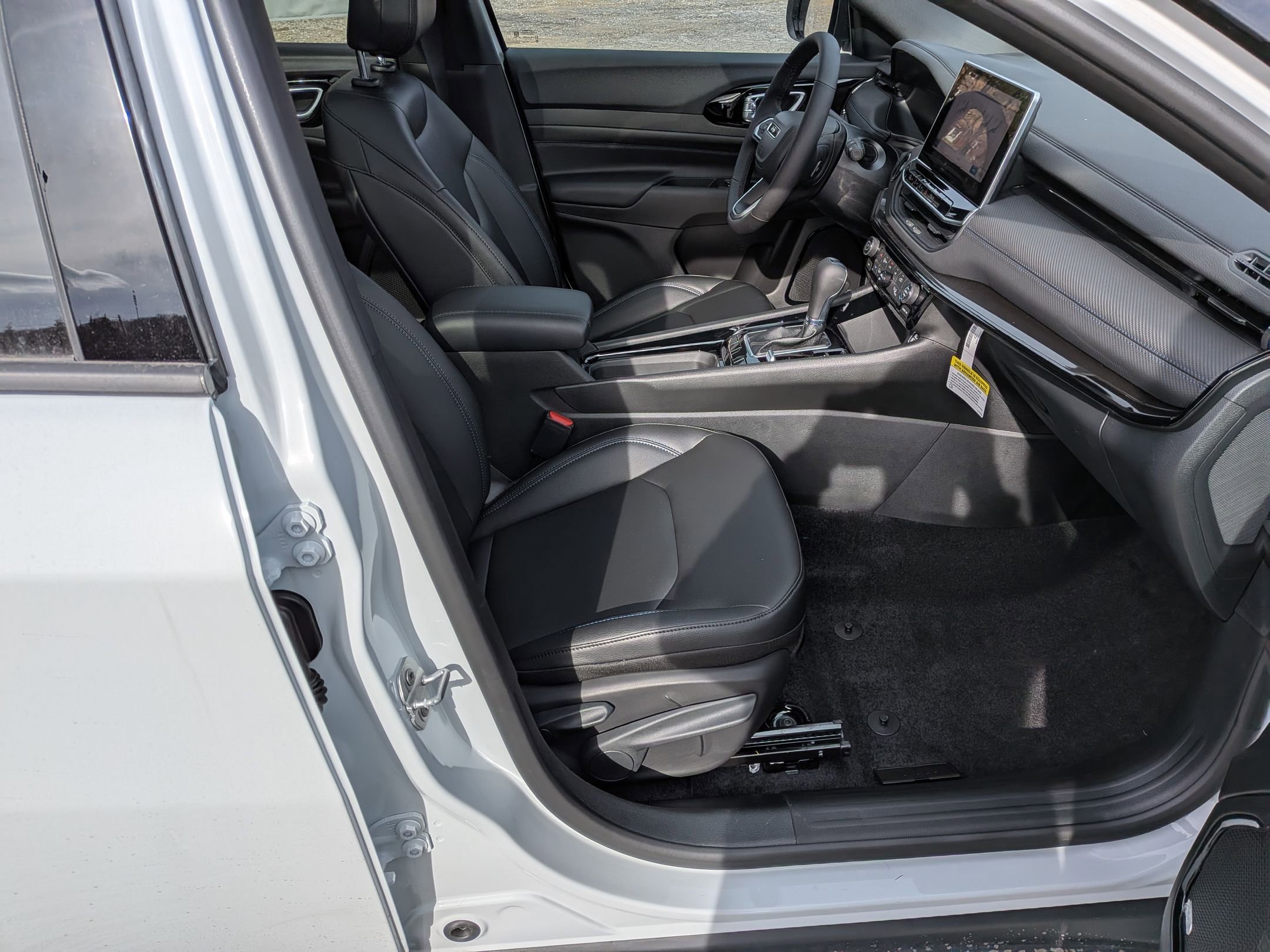 New 2026 Jeep Compass Limited w/ Sun, Sound & Navigation Group image 34