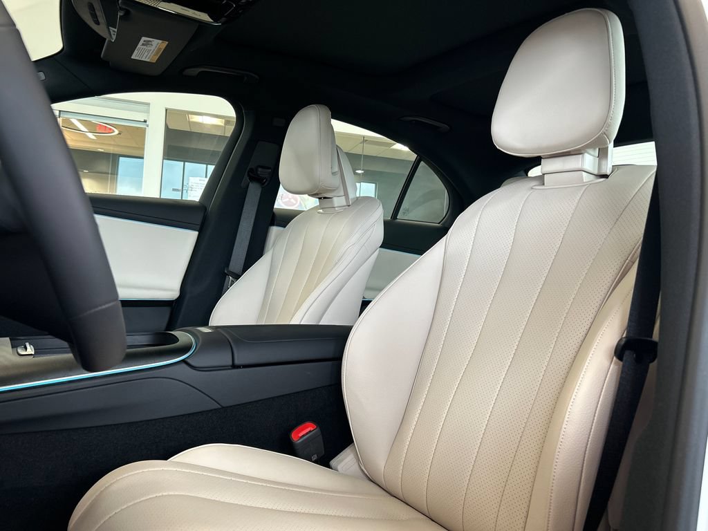 New 2027 Mercedes-Benz E 450 4MATIC Sedan image 16