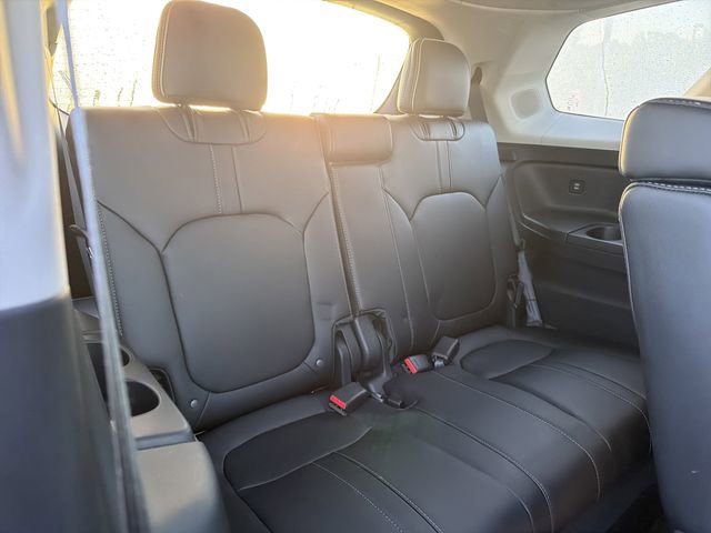 Used 2025 Honda Pilot Elite image 22