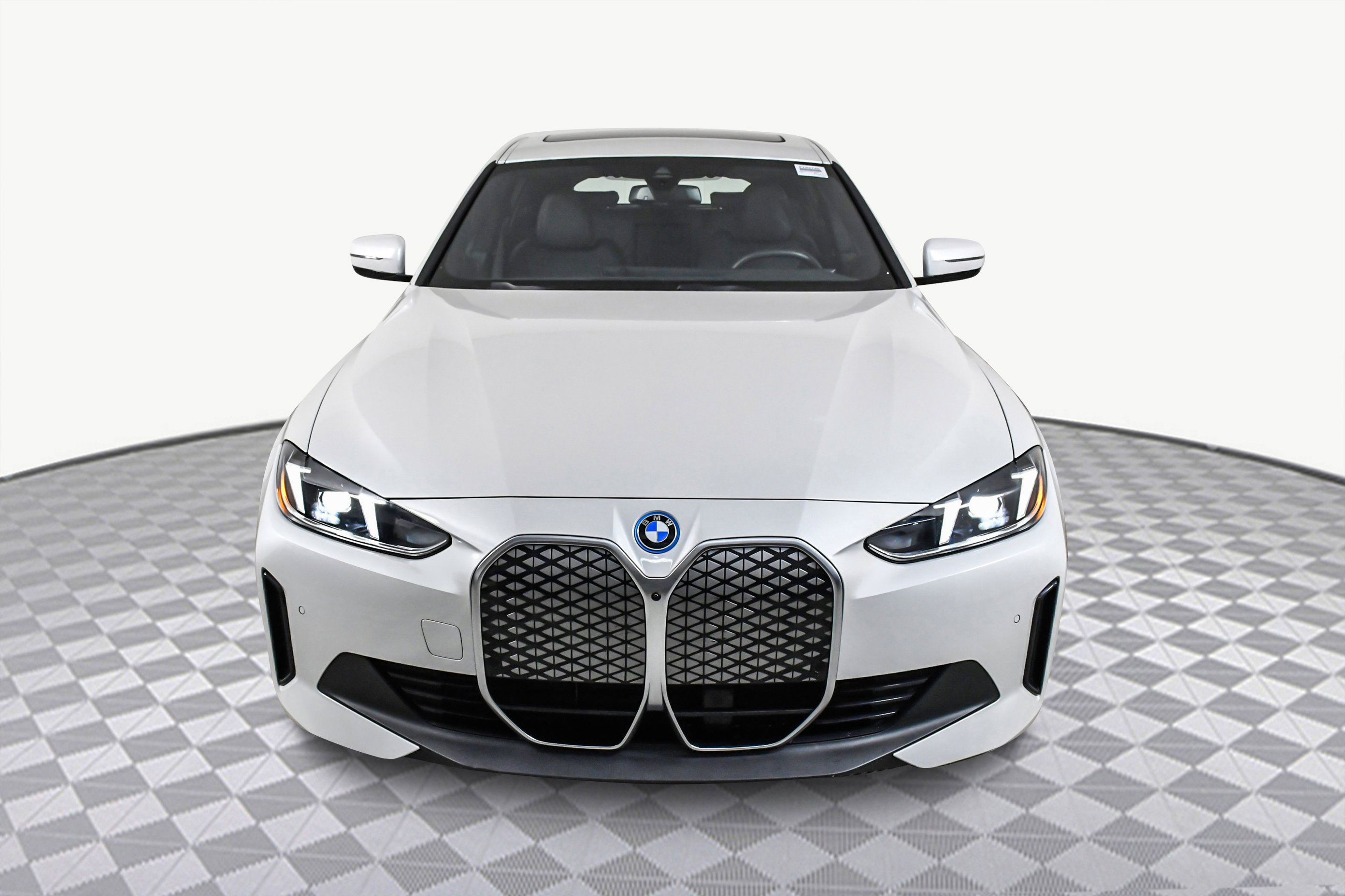 Used 2025 BMW i4 eDrive40 video 2