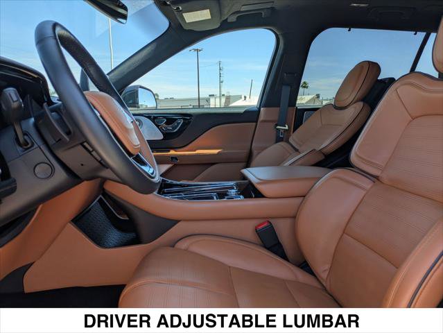 Certified 2023 Lincoln Aviator Black Label Grand Touring w/ Class IV Trailer Tow Package AWD/4WD image 21