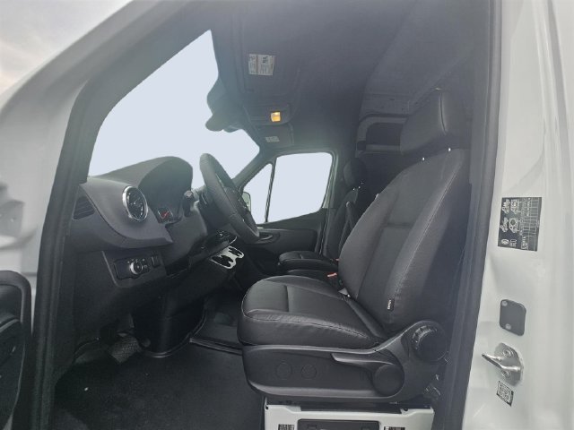 New 2026 Mercedes-Benz Sprinter 4500 image 10