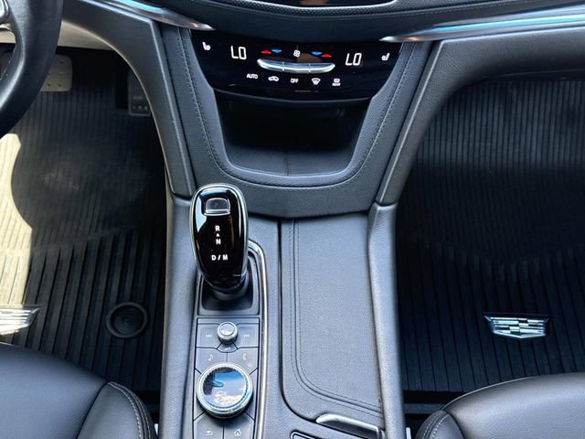 Used 2022 Cadillac XT5 Luxury w/ LPO, Floor Liner Package FWD image 15