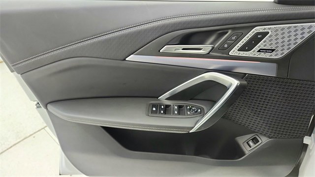 Used 2025 BMW X2 xDrive28i image 34