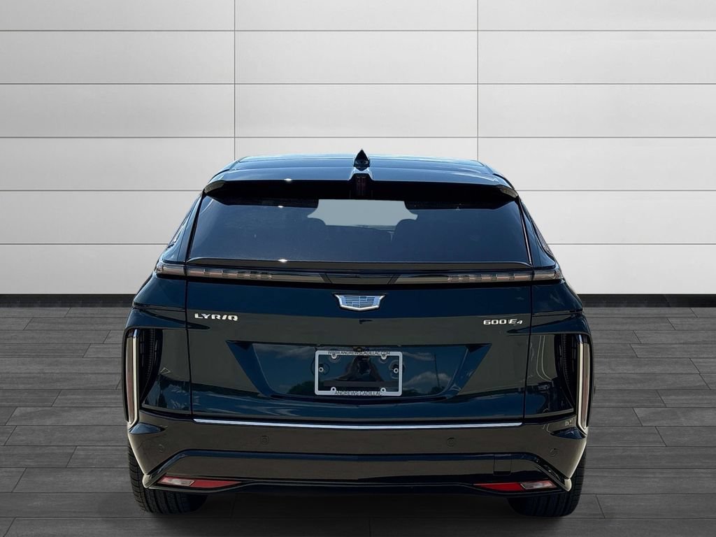New 2026 Cadillac Lyriq Luxury AWD/4WD image 4