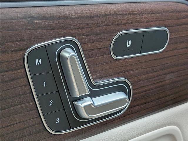 New 2026 Mercedes-Benz GLB 250 4MATIC image 13