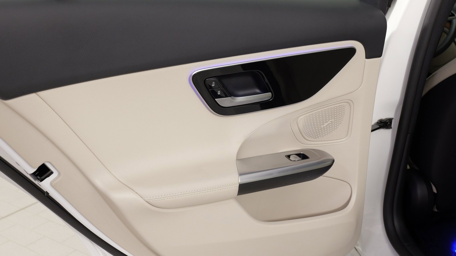 Used 2024 Mercedes-Benz C 300 4MATIC Sedan image 53