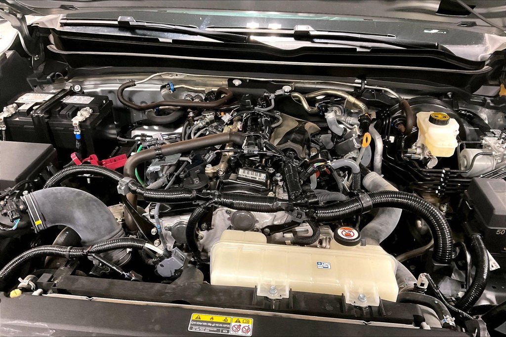 Used 2025 Toyota Tacoma SR RWD image 11