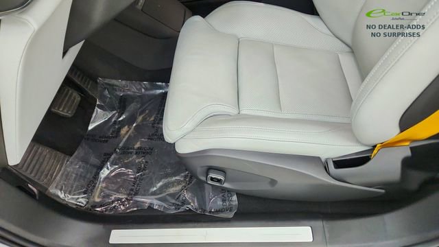 Used 2025 Polestar Polestar 3 AWD/4WD image 32