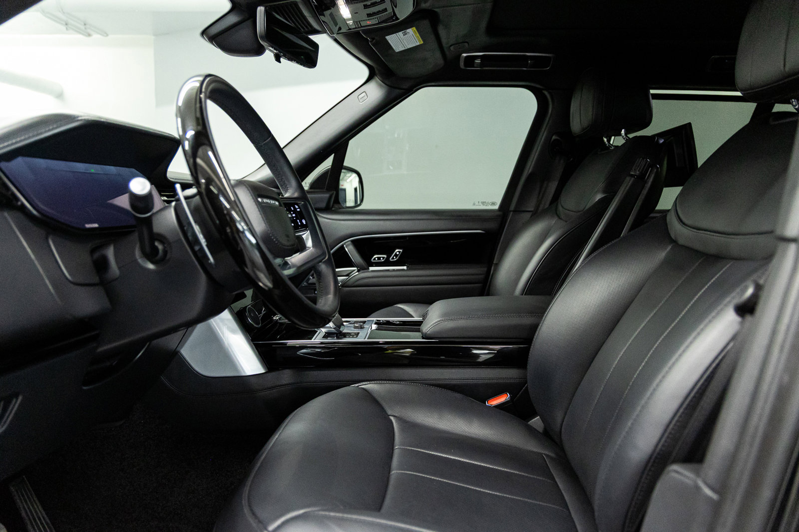 Used 2023 Land Rover Range Rover Autobiography image 20