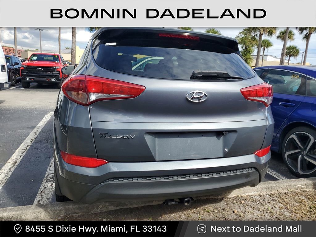 Used 2018 Hyundai Tucson SE image 4