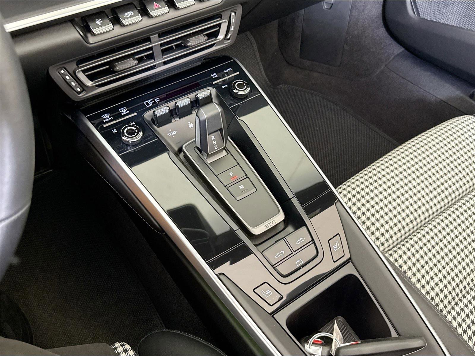 Used 2025 Porsche 911 Turbo S AWD/4WD image 23