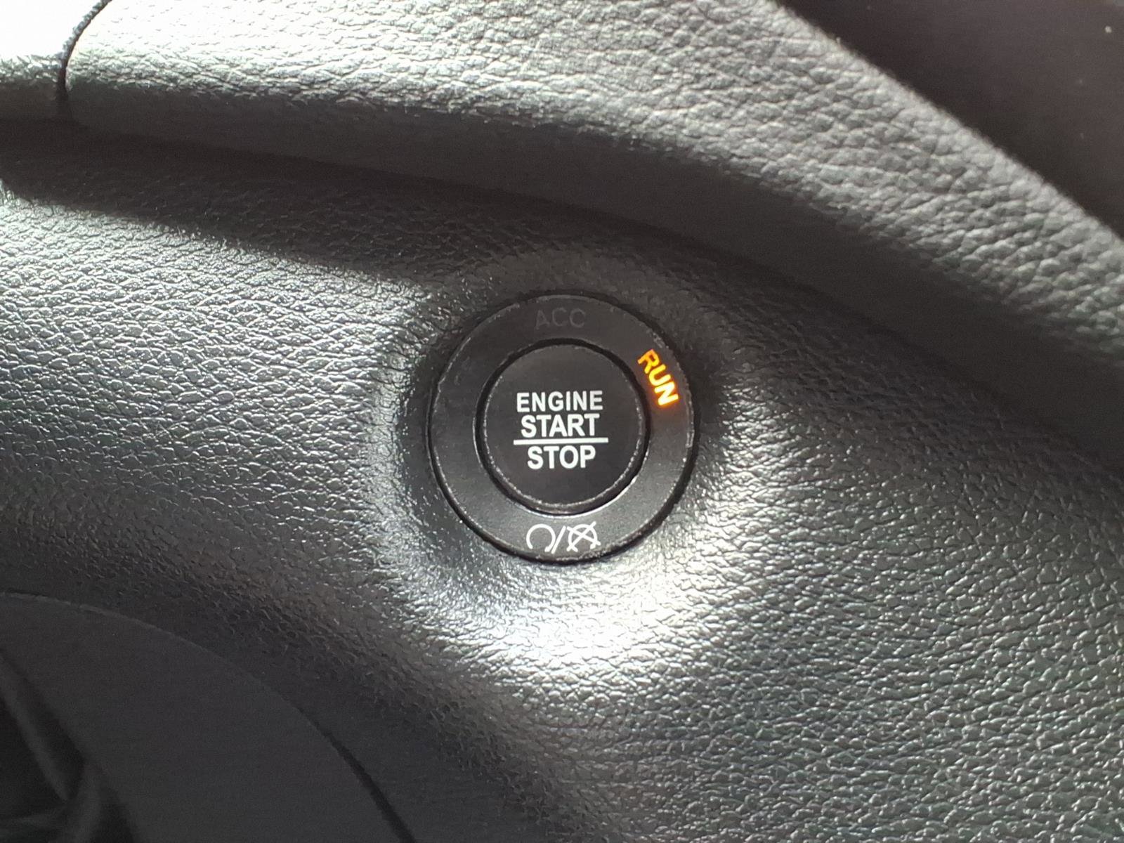 Certified 2020 Jeep Cherokee Latitude Plus image 18