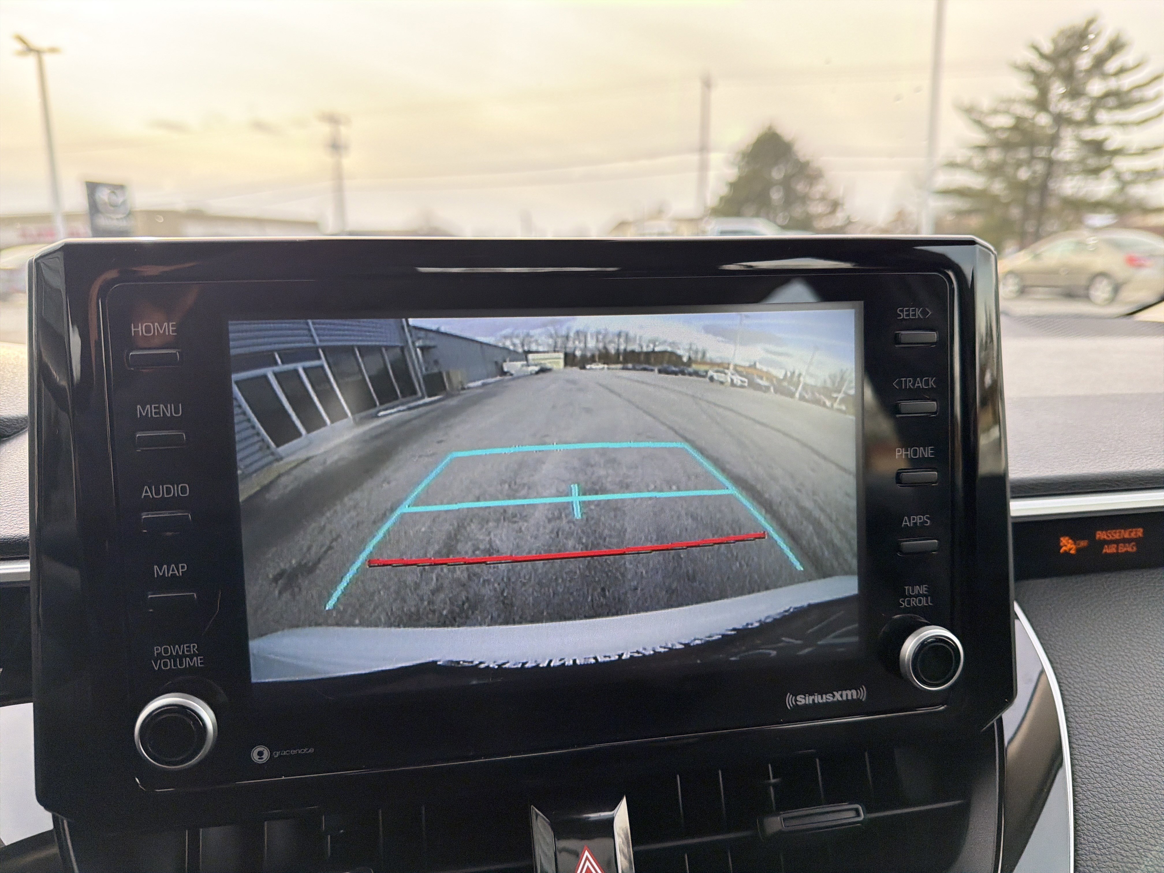 Used 2022 Toyota Corolla LE image 21