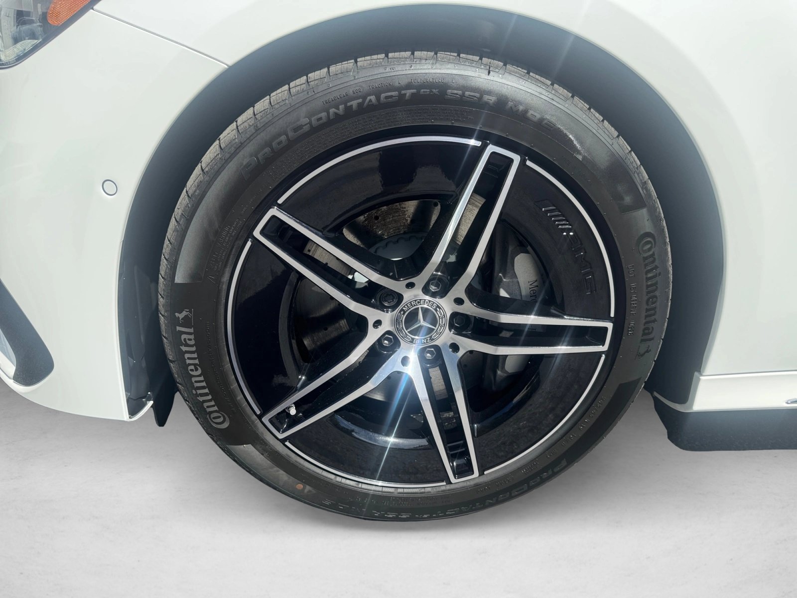 New 2027 Mercedes-Benz E 450 4MATIC Sedan image 9