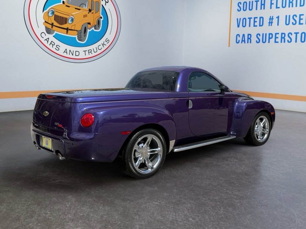 Used 2004 Chevrolet SSR w/ Preferred Equipment Group RWD image 14