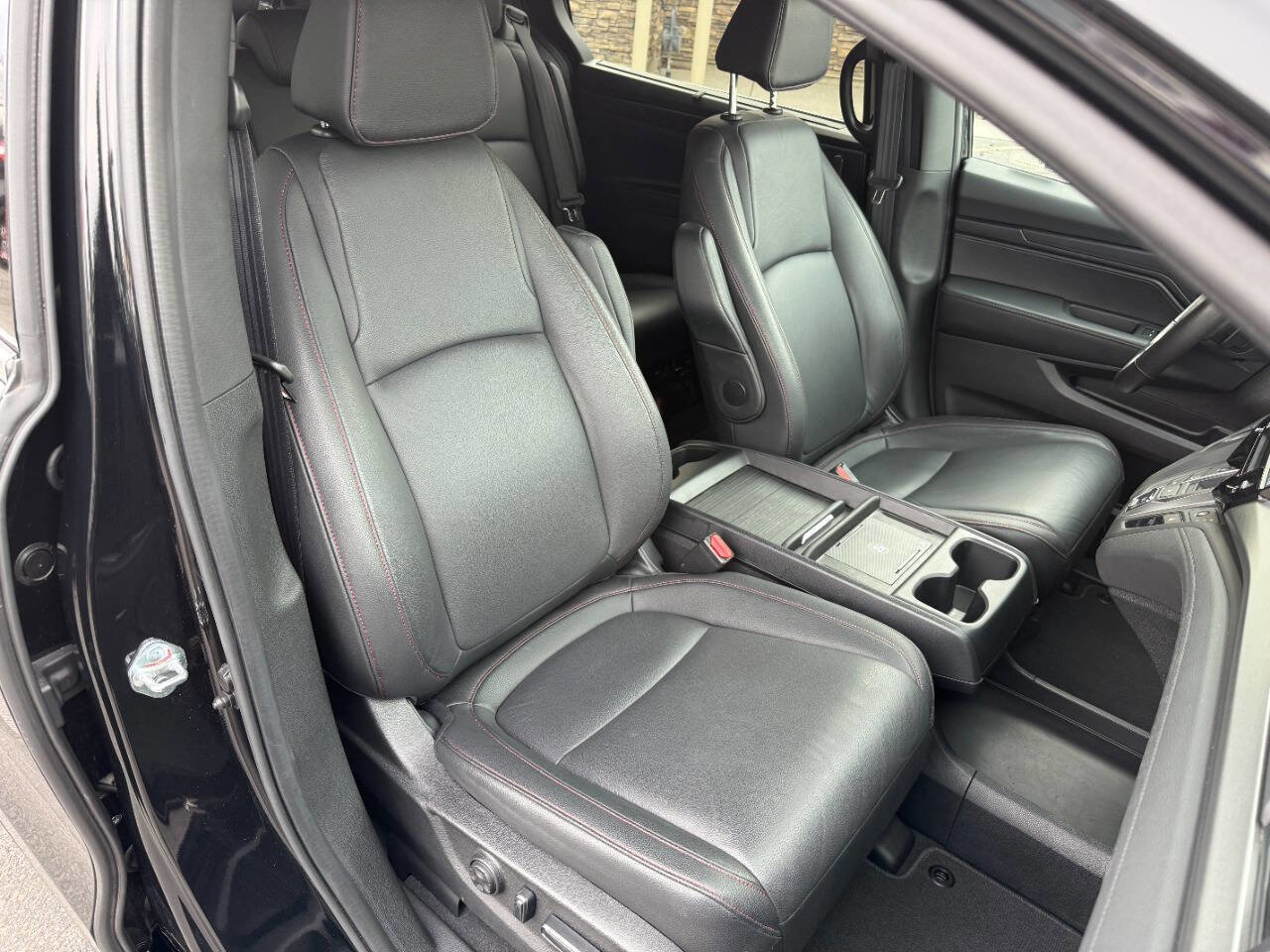 Used 2025 Honda Odyssey Sport-L image 12