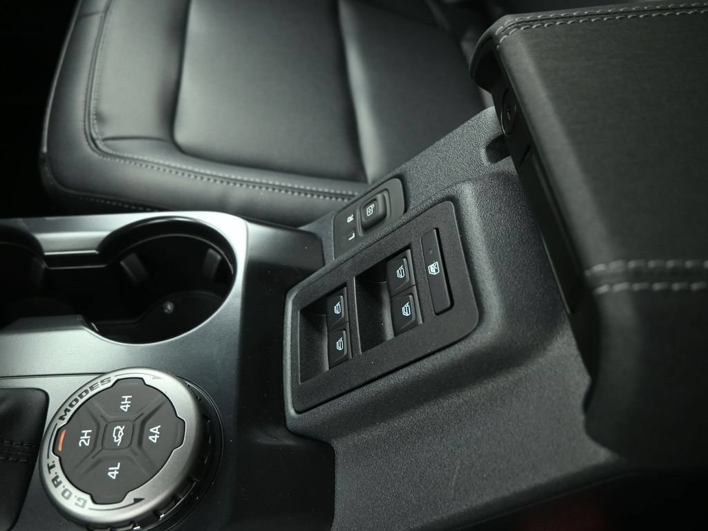 New 2026 Ford Bronco Badlands AWD/4WD image 18