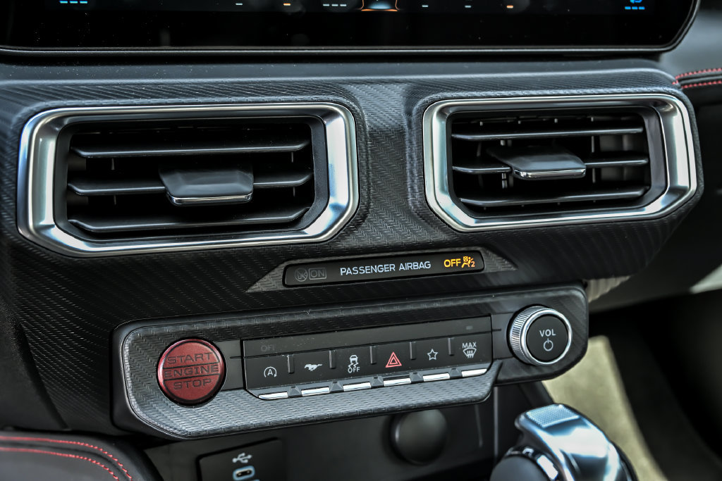Certified 2025 Ford Mustang GT Premium RWD image 21