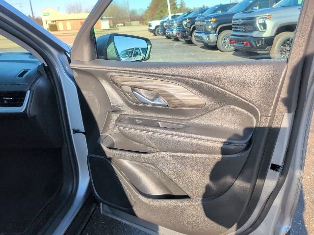 Used 2023 GMC Terrain SLE w/ LPO, Floor Liner Package FWD image 38