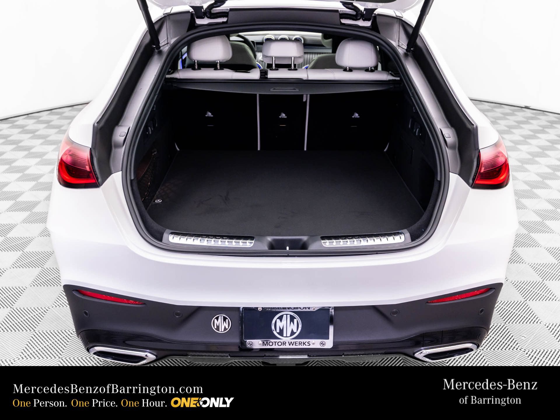 New 2026 Mercedes-Benz GLC 300 4MATIC image 33