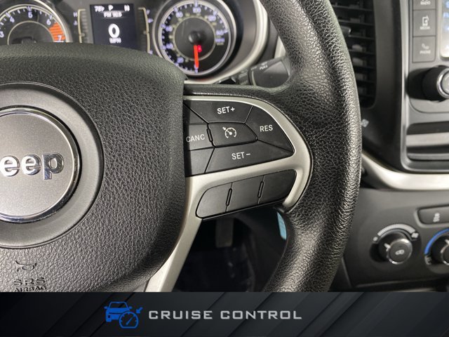 Used 2017 Jeep Cherokee Sport AWD/4WD image 23