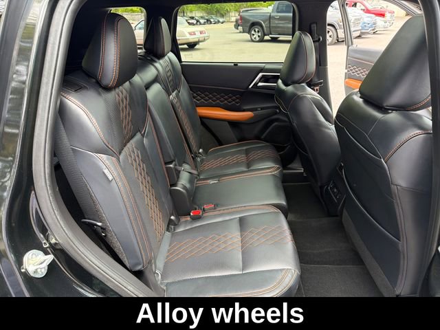 Used 2023 Mitsubishi Outlander SEL 40th Anniversary AWD/4WD image 40
