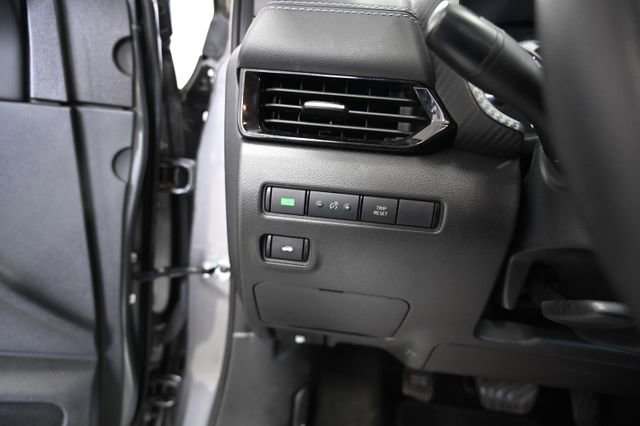Used 2024 Nissan Sentra SV FWD image 24