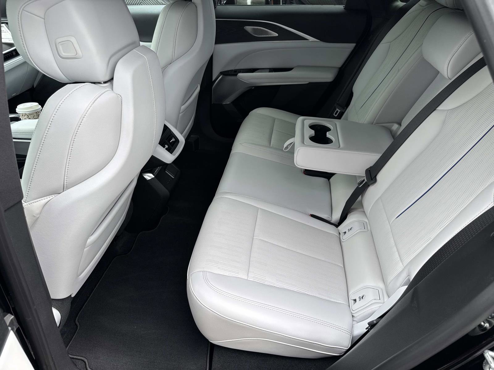 New 2025 Cadillac Lyriq Sport image 19