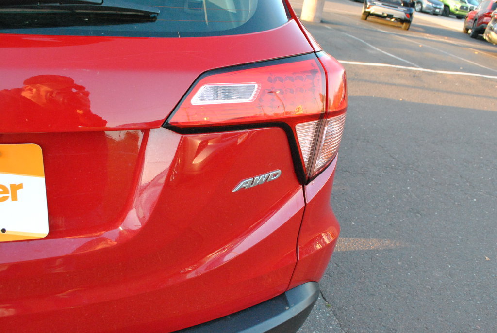 Certified 2018 Honda HR-V LX image 8