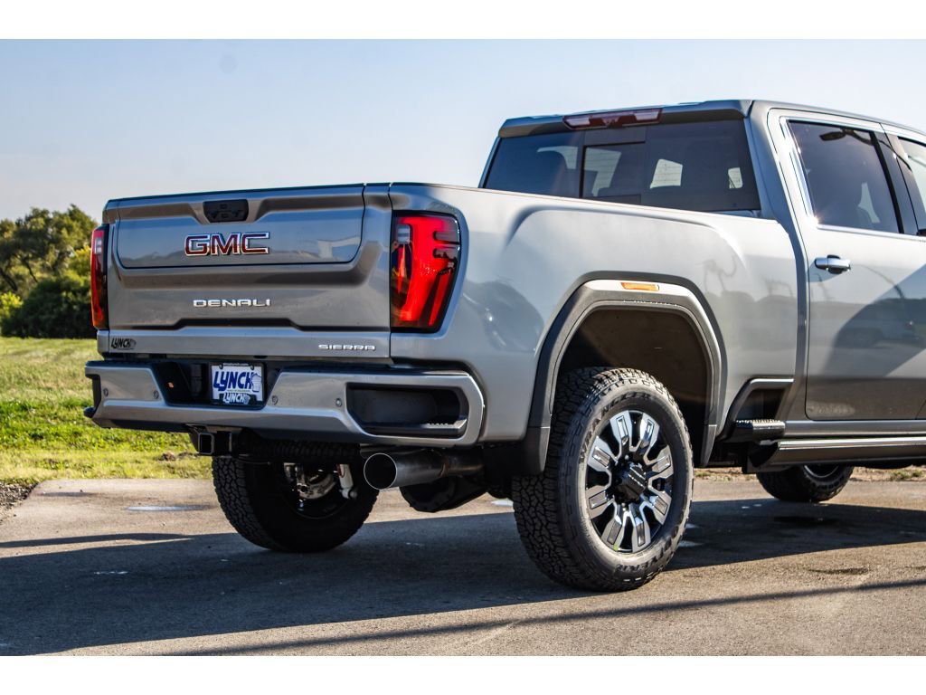 New 2026 GMC Sierra 3500 Denali w/ Denali Reserve Package image 19