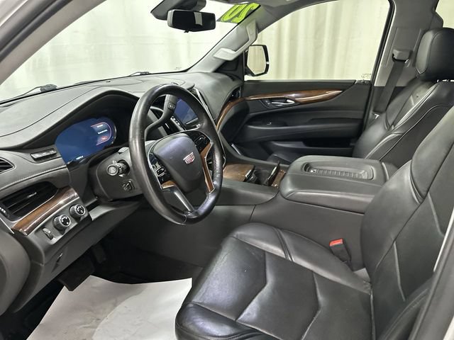 Used 2020 Cadillac Escalade Premium Luxury AWD/4WD image 14